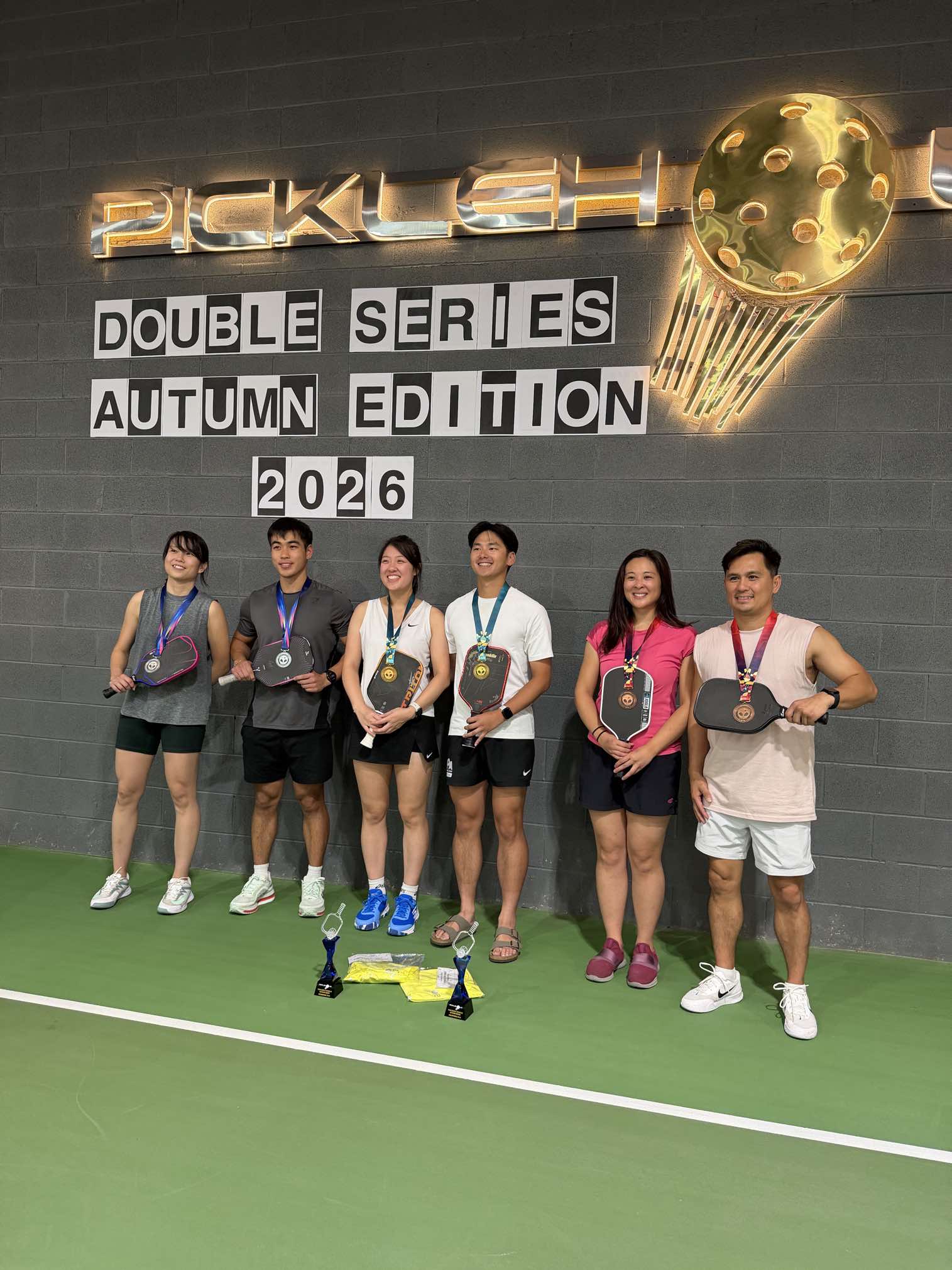 Doubles finalists with trophies